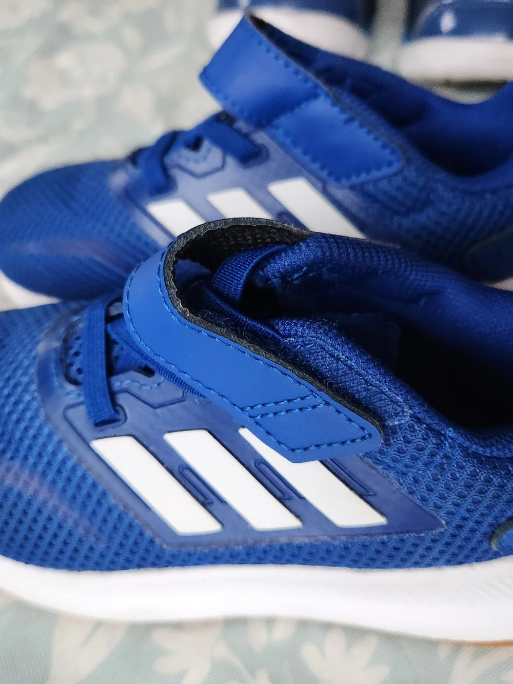 Kids adidas neo run falcon 8k Blue Athletic Sneakers with White Stripes
